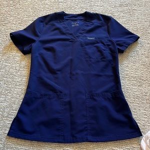 Xs jaanuu scrub top